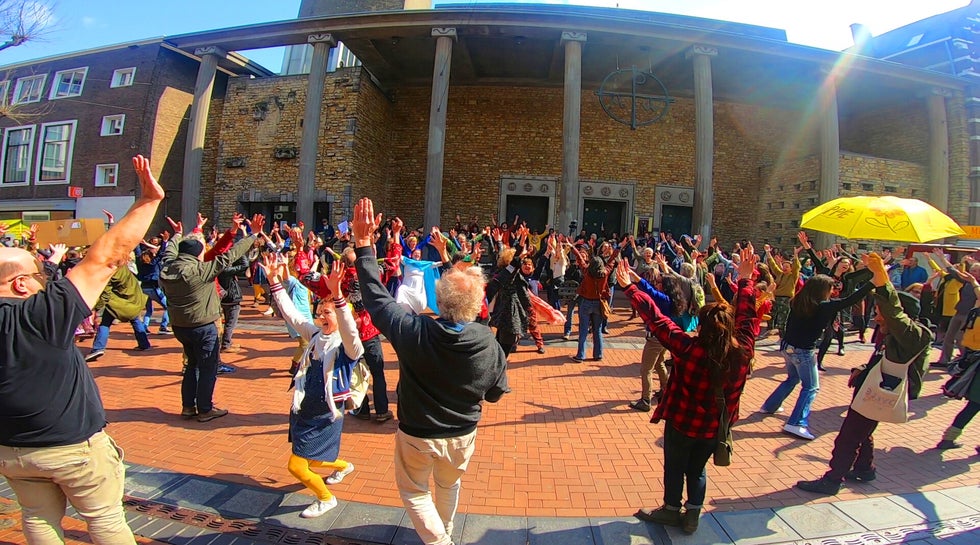 Muzikale flashmob nu ook in Nederland